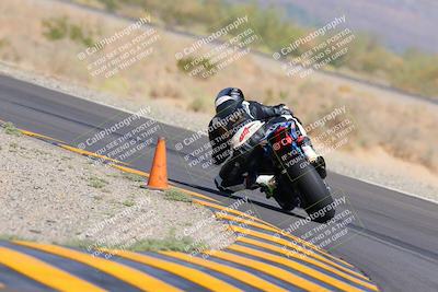 media/Oct-09-2022-SoCal Trackdays (Sun) [[95640aeeb6]]/Turn 14 Backside (1125am)/